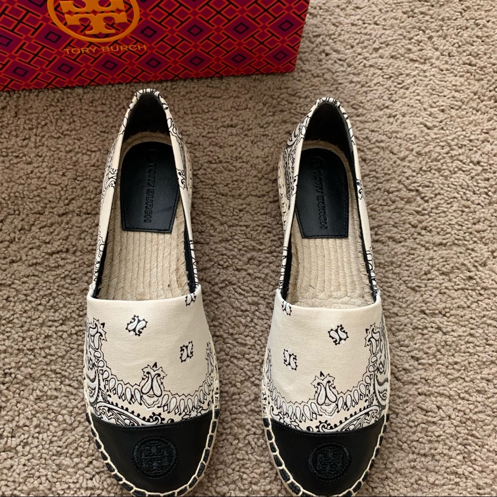 NEW 8 Tory Burch Bandana Printed Espadrille - Picture 8 of 12